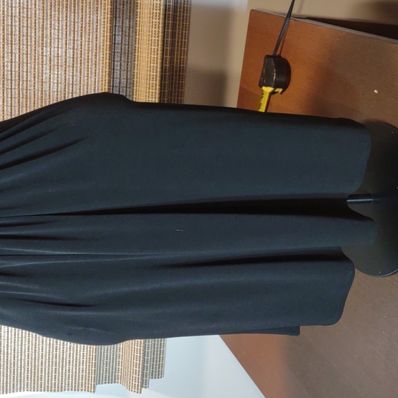 Black Formal Cocktail Dress by B. Smart. Size 3/4 - Picture 3 of 6